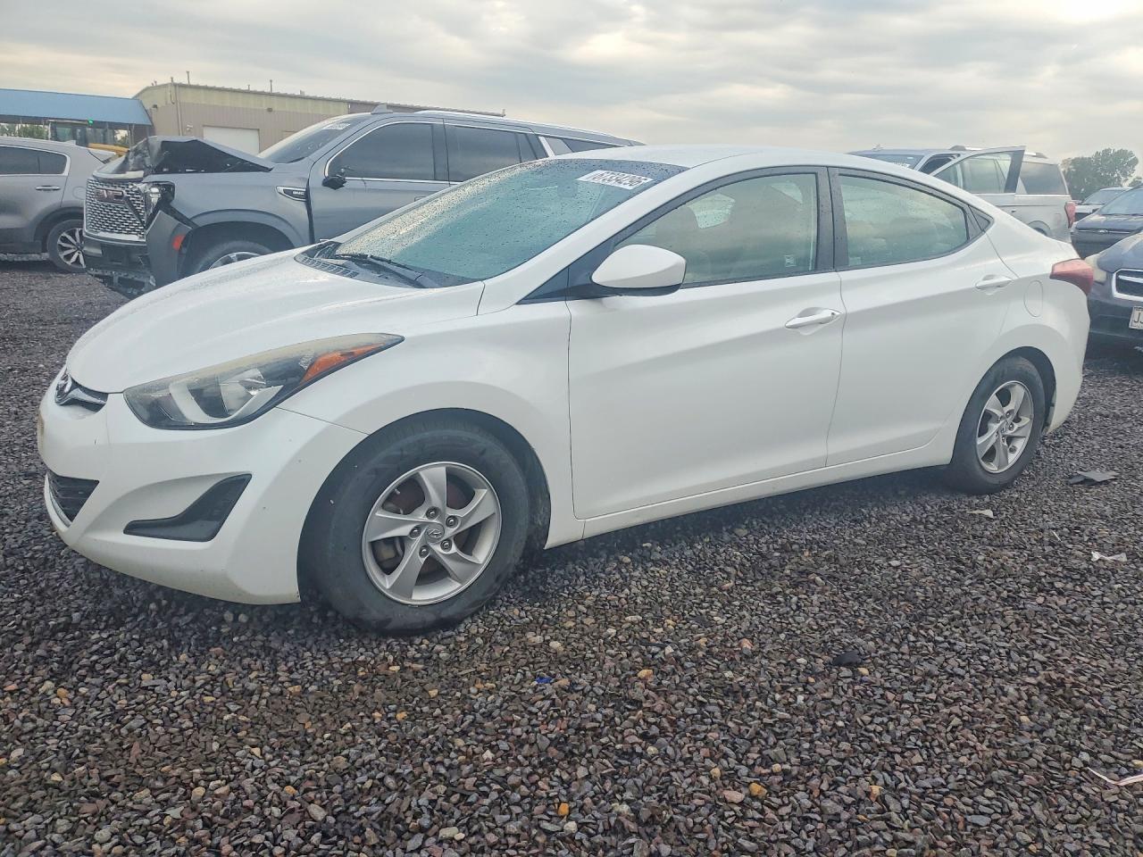 2015 HYUNDAI ELANTRA SE | 5NPDH4AE6FH637675 | UPCARS
