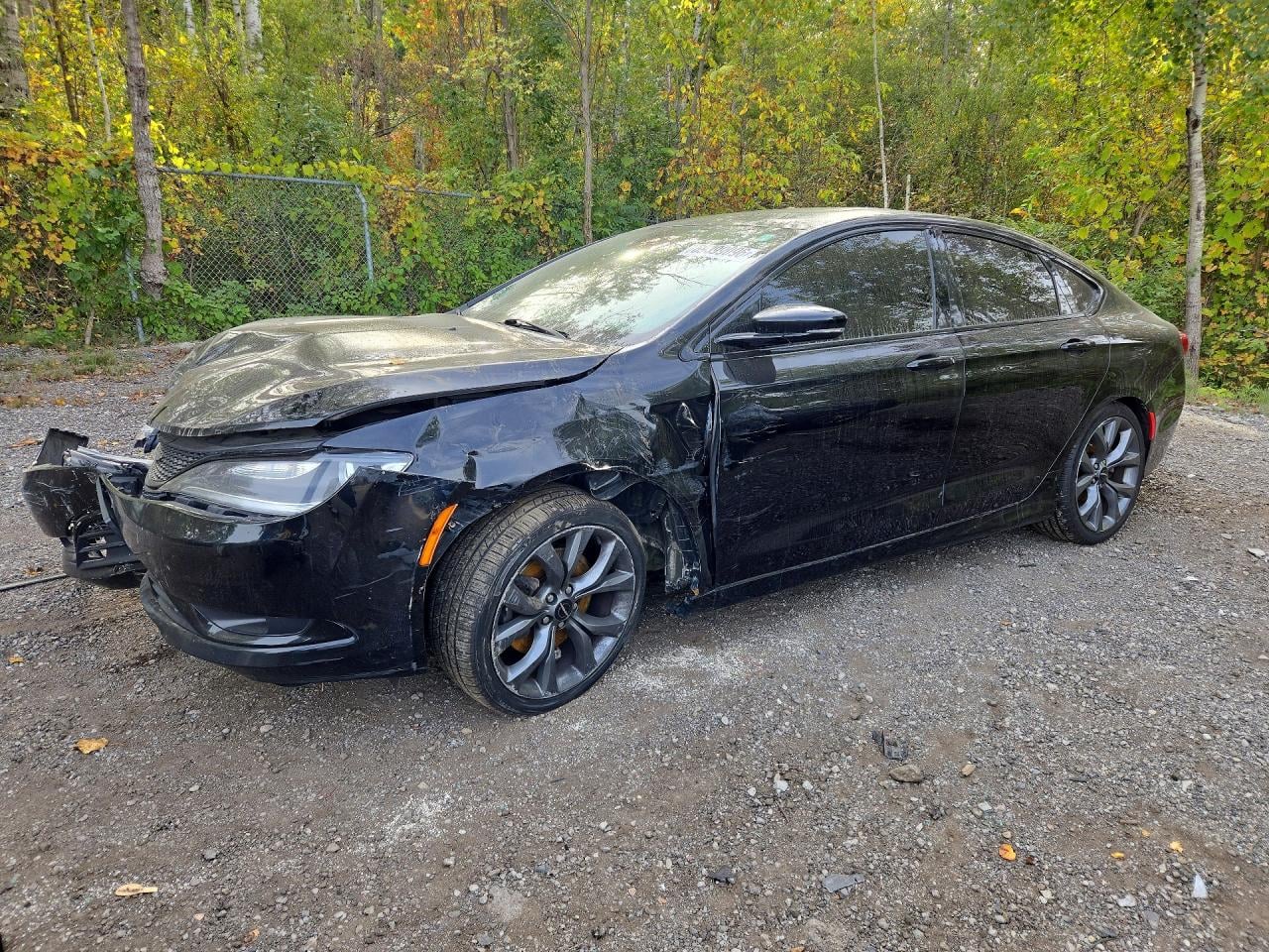 2015 CHRYSLER 200 S | 1C3CCCBG3FN707321 | UPCARS
