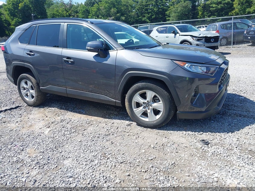 2021 TOYOTA RAV4 XLE | 2T3P1RFV0MW153644 | UPCARS