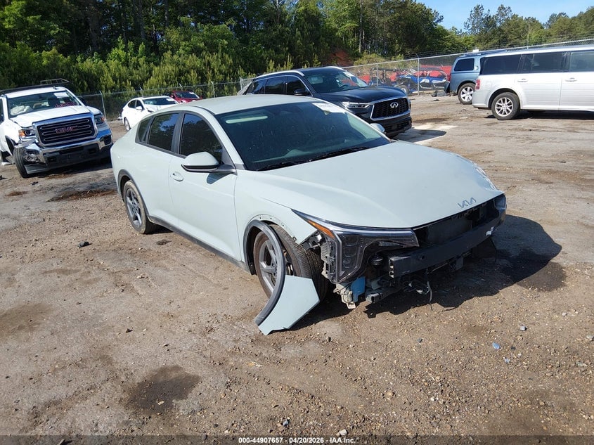 2025 KIA K4 LXS | 3KPFT4DE5SE090111 | UPCARS