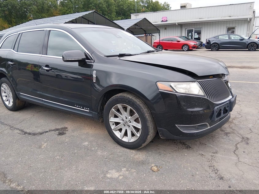 2015 LINCOLN MKT LIVERY | 2LMHJ5NK0FBL03424 | UPCARS