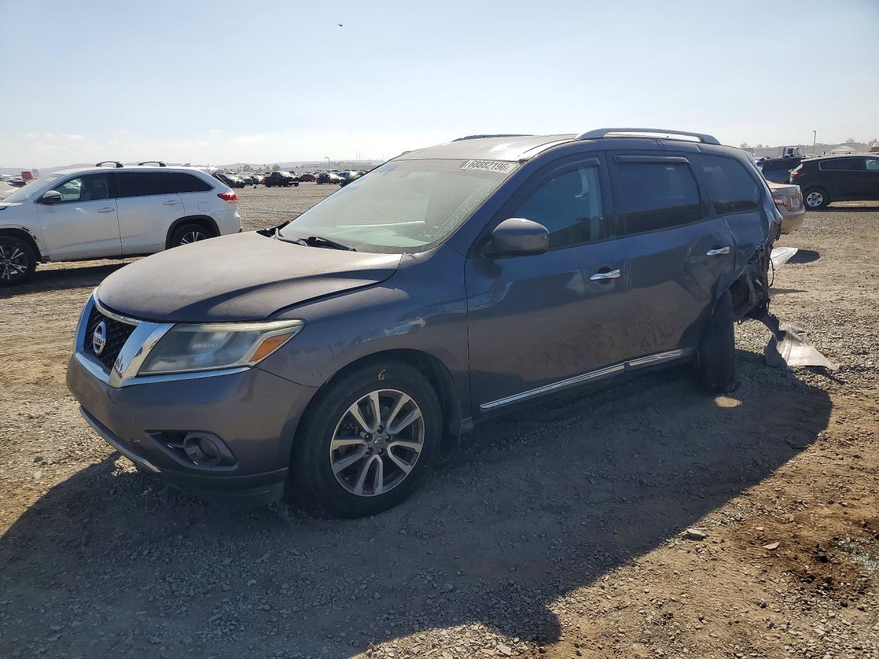 2014 NISSAN PATHFINDER S | 5N1AR2MN5EC693158 | UPCARS