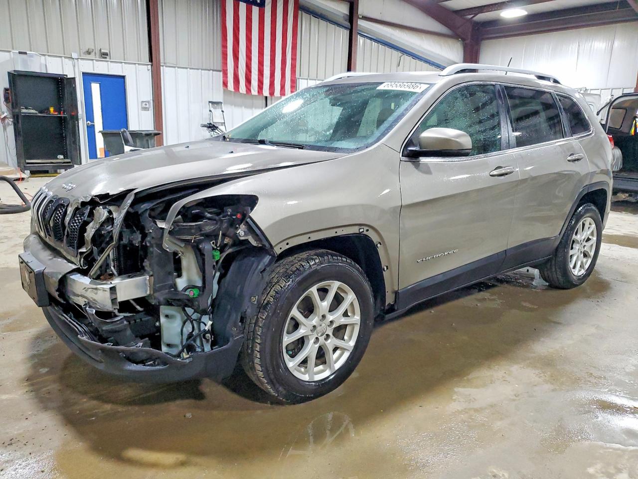 2017 JEEP CHEROKEE LATITUDE | 1C4PJMCS6HW569623 | UPCARS