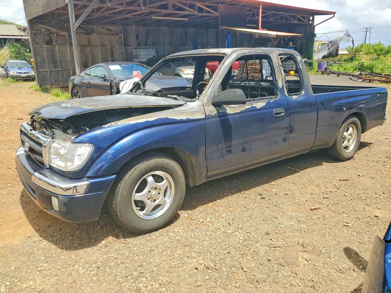 2000 TOYOTA TACOMA BASE | 5TEVL52N4YZ703437 | UPCARS