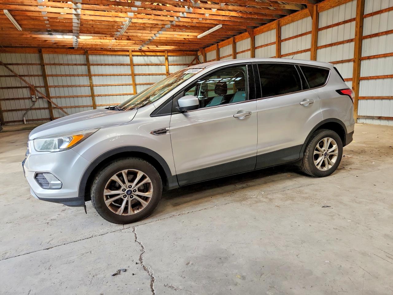 2017 FORD ESCAPE SE | 1FMCU9GD7HUD81019 | UPCARS