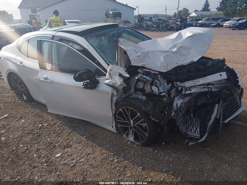 2026 TOYOTA CAMRY XLE | 4T1DBADK1TU049424 | UPCARS