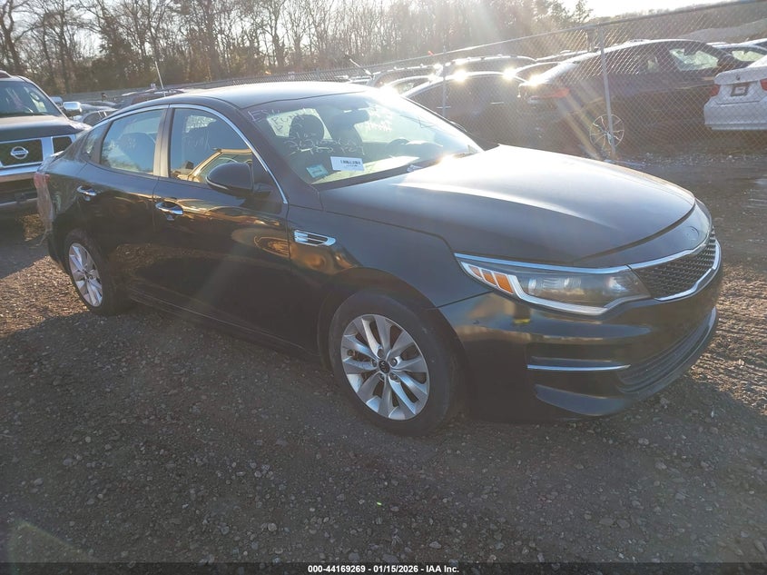 2017 KIA OPTIMA LX | 5XXGT4L33HG131355 | UPCARS