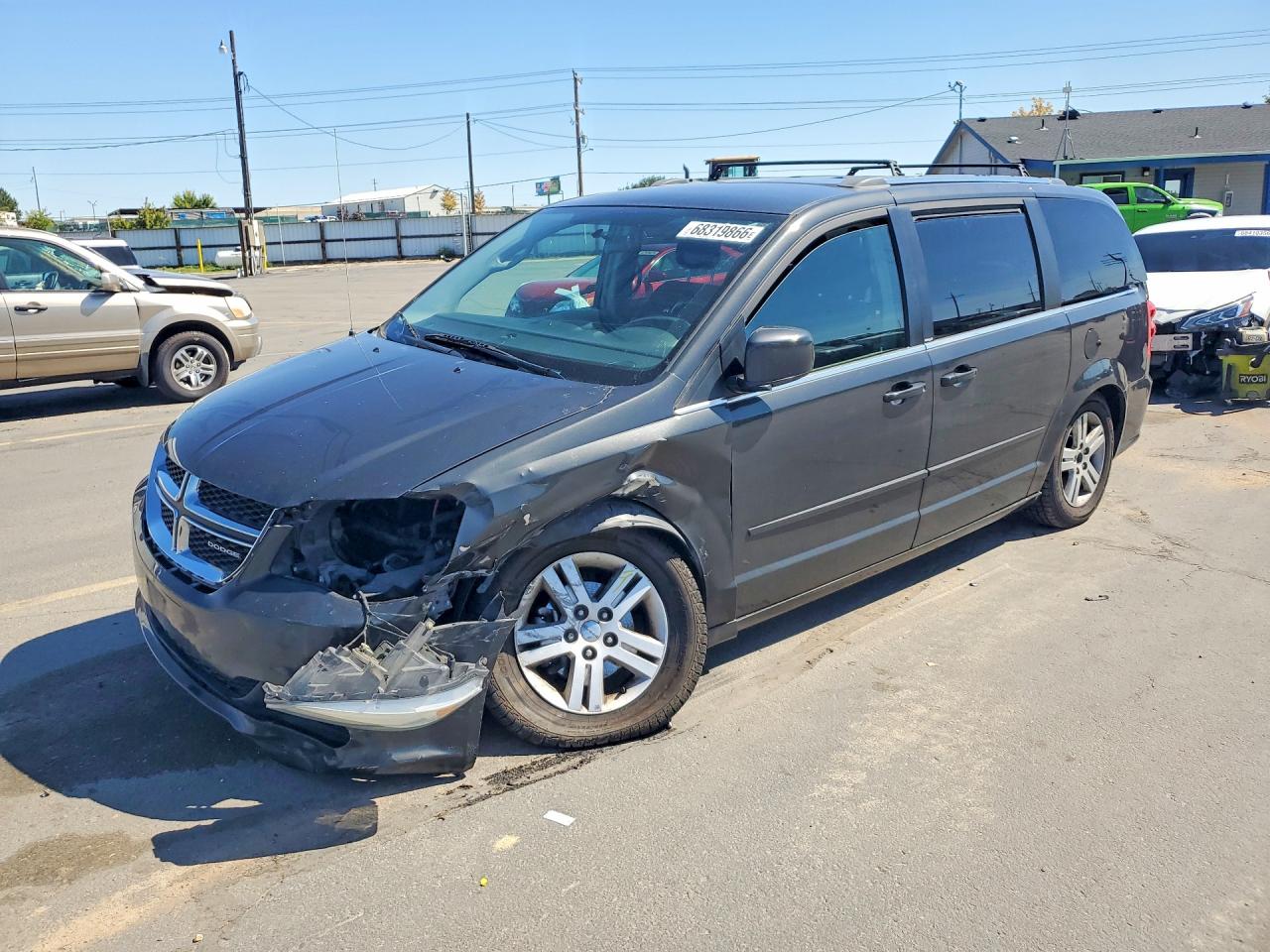 2011 DODGE CARAVAN CREW | 2D4RN5DG4BR786538 | UPCARS