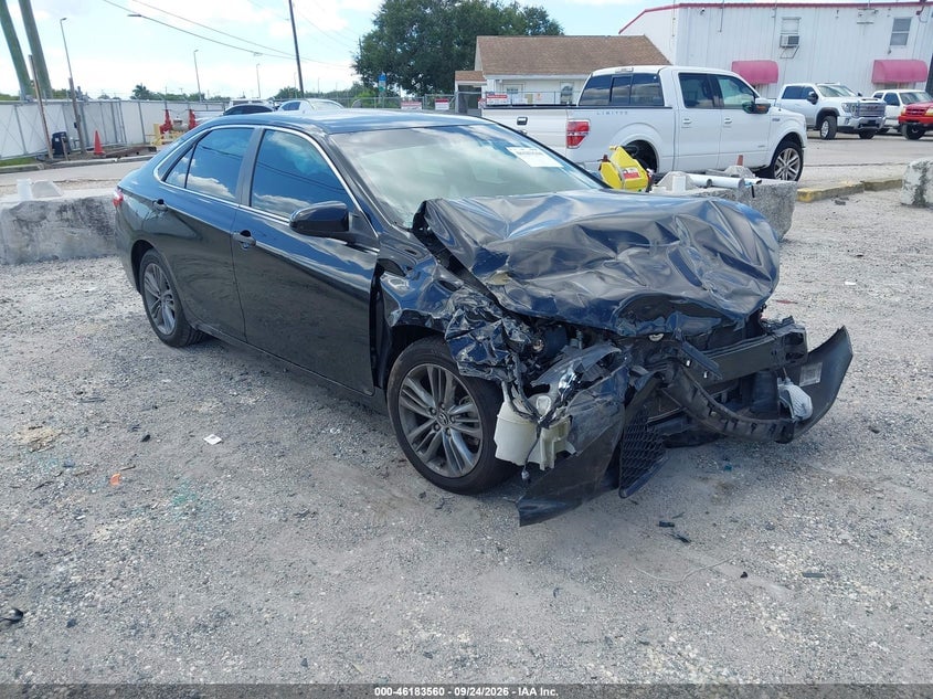 2015 TOYOTA CAMRY SE | 4T1BF1FK8FU499729 | UPCARS