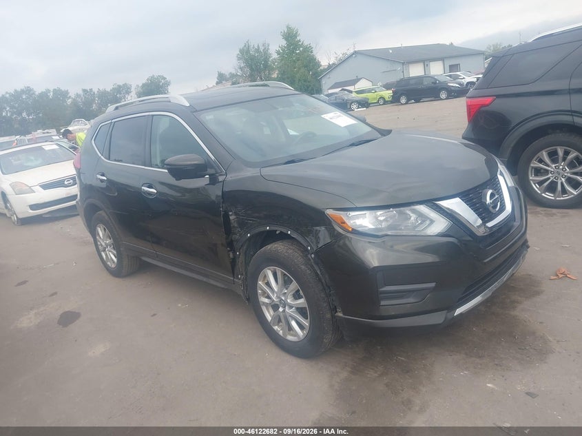 2017 NISSAN ROGUE SV | 5N1AT2MV1HC819490 | UPCARS