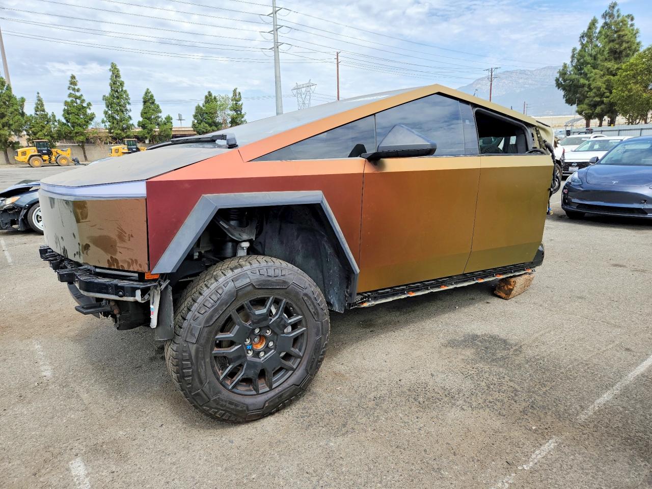2024 TESLA CYBERTRUCK | 7G2CEHED4RA011892 | UPCARS