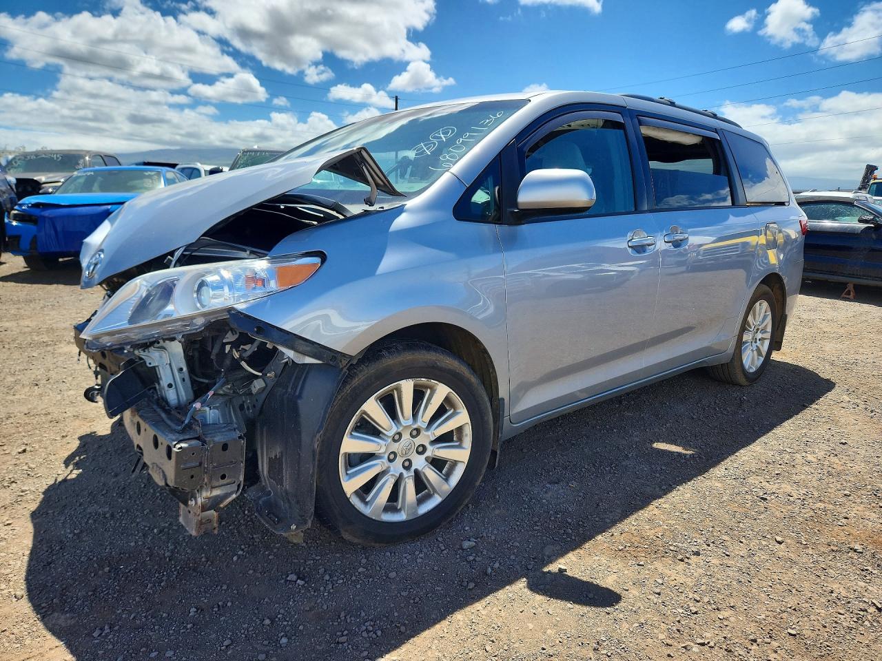 2015 TOYOTA SIENNA LE | 5TDJK3DC0FS121329 | UPCARS