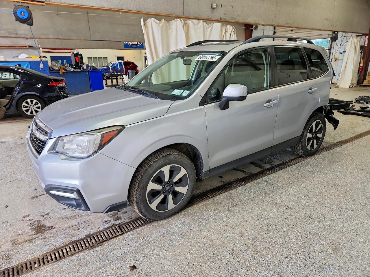 2017 SUBARU FORESTER 2.5I PREMIUM | JF2SJAEC0HH810127 | UPCARS