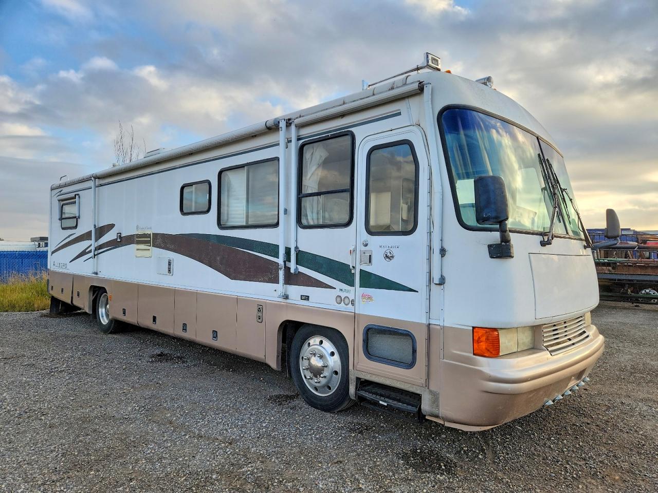 1996 FREIGHTLINER ALL OTHER X LINE MOTOR HOME | 4UZ6XJBC4TC842728 | UPCARS