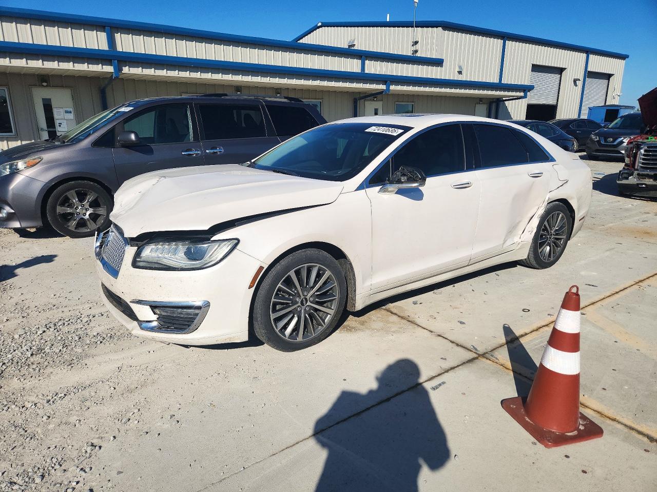 2017 LINCOLN MKZ SELECT | 3LN6L5C98HR608106 | UPCARS