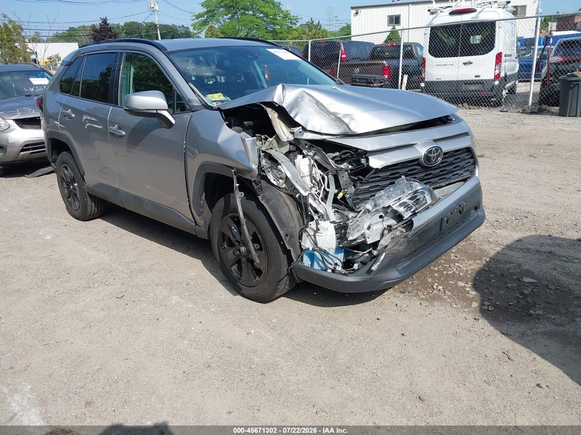 2020 TOYOTA RAV4 XLE | 2T3P1RFV4LC099278 | UPCARS