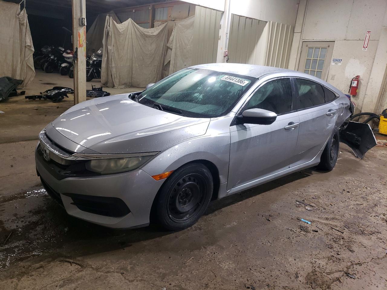 2016 HONDA CIVIC LX | 19XFC2F58GE024967 | UPCARS