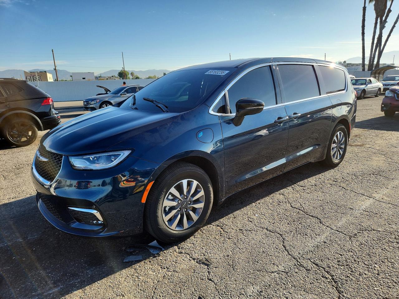 2025 CHRYSLER PACIFICA HYBRID SELECT | 2C4RC1S74SR536361 | UPCARS
