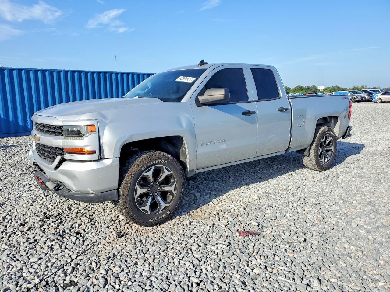 2017 CHEVROLET SILVERADO K1500 CUSTOM | 1GCVKPECXHZ314077 | UPCARS