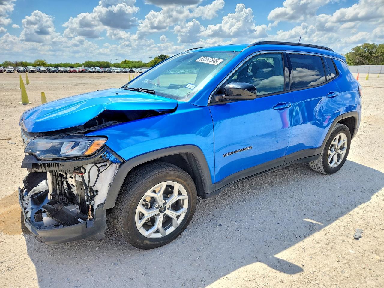 2025 JEEP COMPASS LATITUDE | 3C4NJDBN8ST586262 | UPCARS