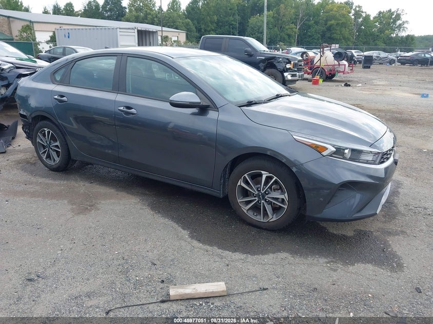 2023 KIA FORTE LXS | 3KPF24AD7PE688545 | UPCARS