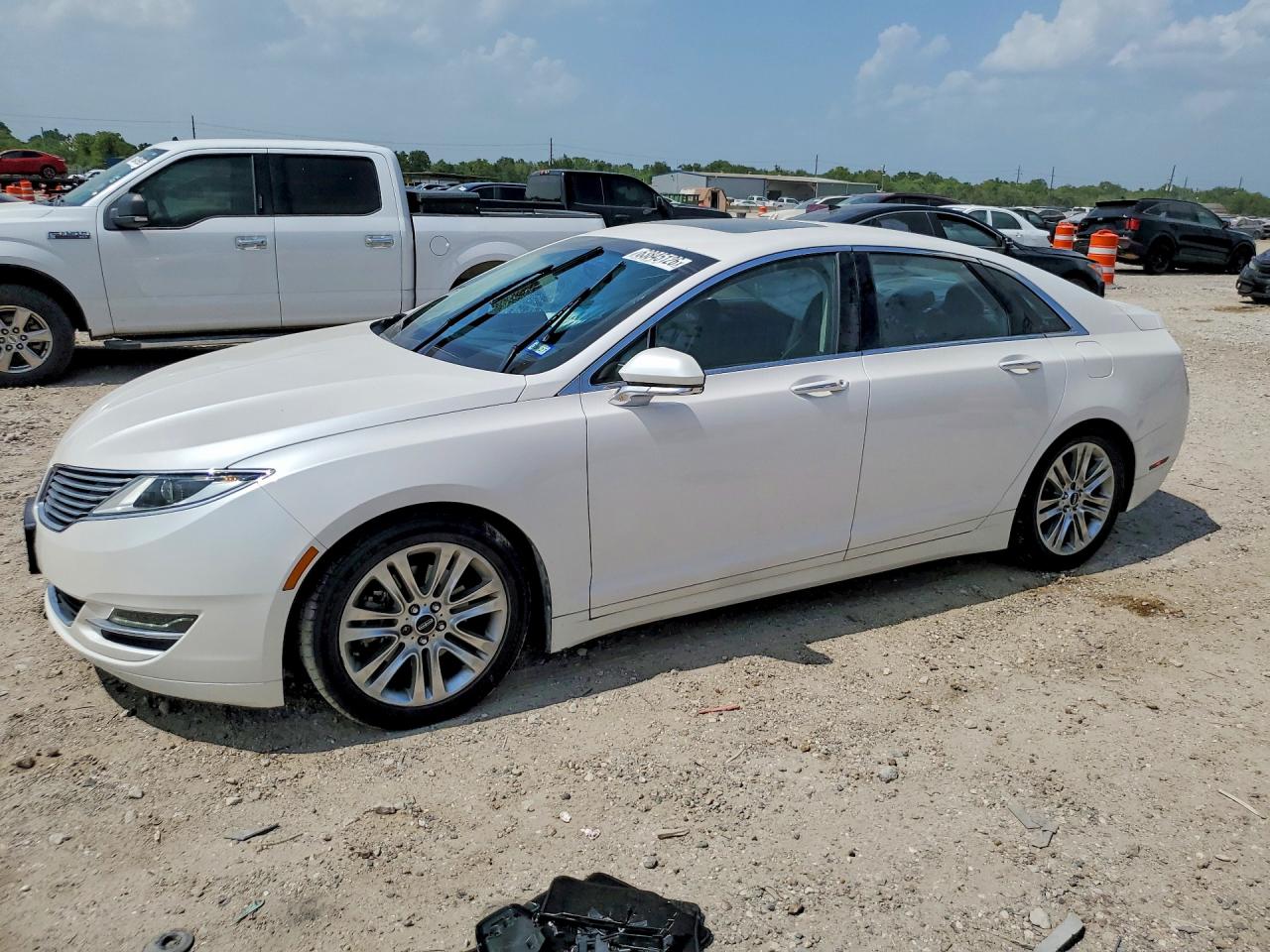 2014 LINCOLN MKZ | 3LN6L2G99ER813812 | UPCARS