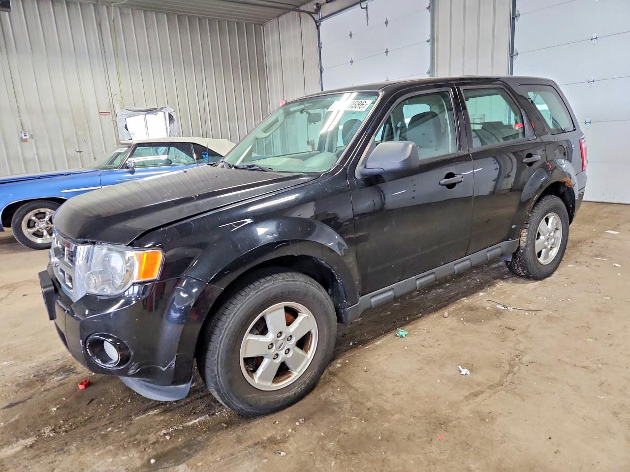 2010 FORD ESCAPE XLS | 1FMCU9C70AKB50657 | UPCARS