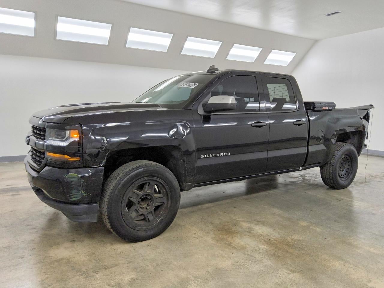 2018 CHEVROLET SILVERADO C1500 CUSTOM | 1GCRCPEH9JZ200278 | UPCARS