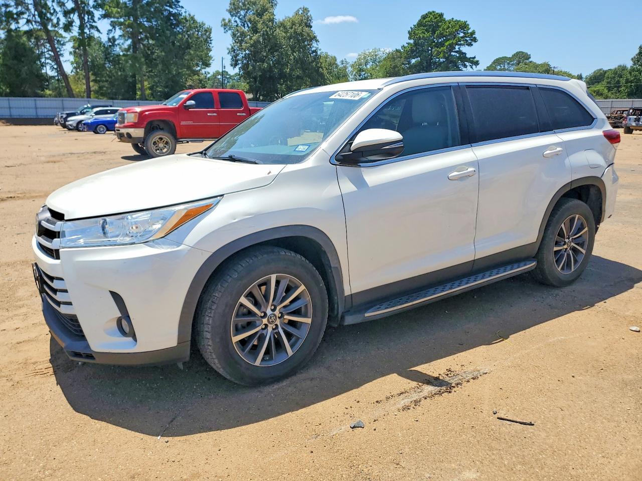 2019 TOYOTA HIGHLANDER XLE | 5TDKZRFH5KS567255 | UPCARS