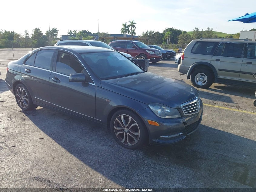 2014 MERCEDES-BENZ C 300 LUXURY 4MATIC | WDDGF8AB8ER323538 | UPCARS
