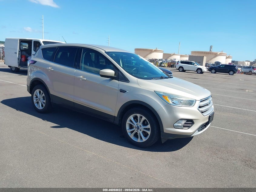 2017 FORD ESCAPE SE | 1FMCU9GD2HUB08764 | UPCARS