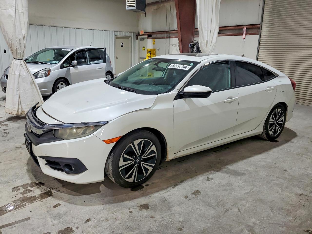 2016 HONDA CIVIC EXL | 2HGFC1F72GH643971 | UPCARS