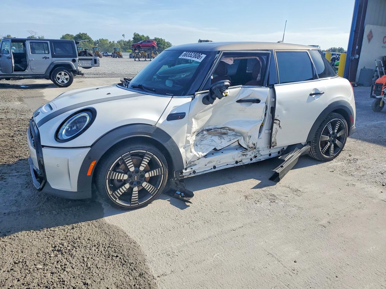 2024 MINI COOPER S | WMW53DK0XR2U46365 | UPCARS