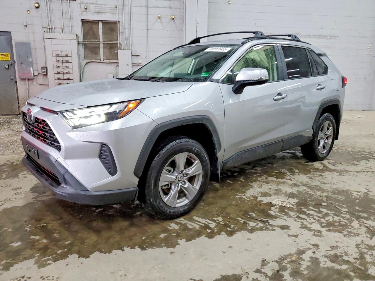 2025 TOYOTA RAV4 XLE | JTMRWRFV8SJ085146 | UPCARS