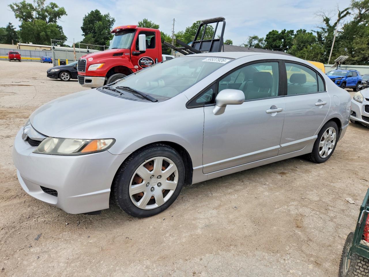 2010 HONDA CIVIC LX | 19XFA1F51AE086122 | UPCARS