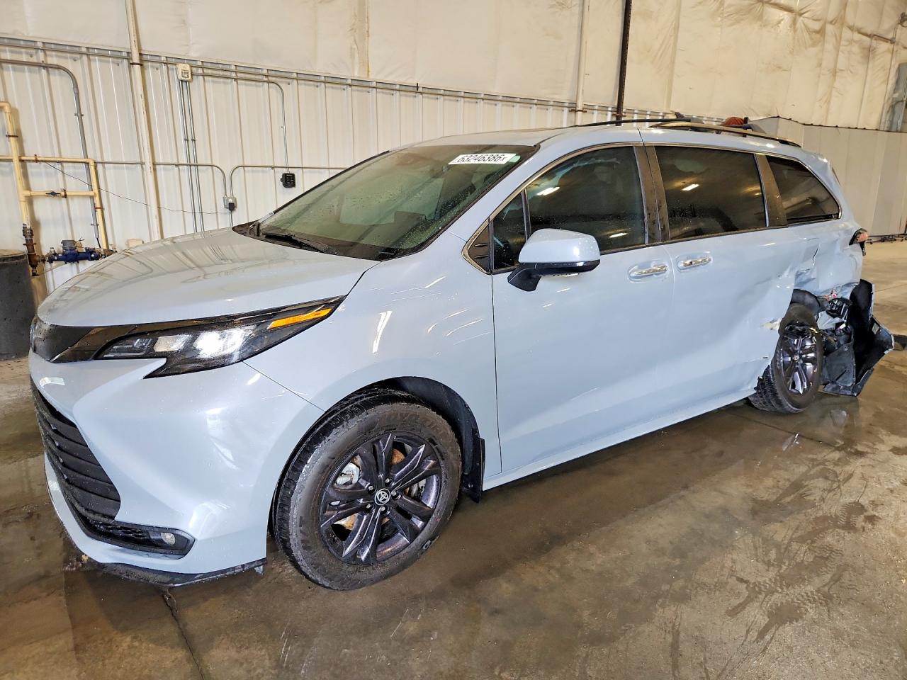 2024 TOYOTA SIENNA WOODLAND EDITION | 5TDCSKFC6RS123123 | UPCARS
