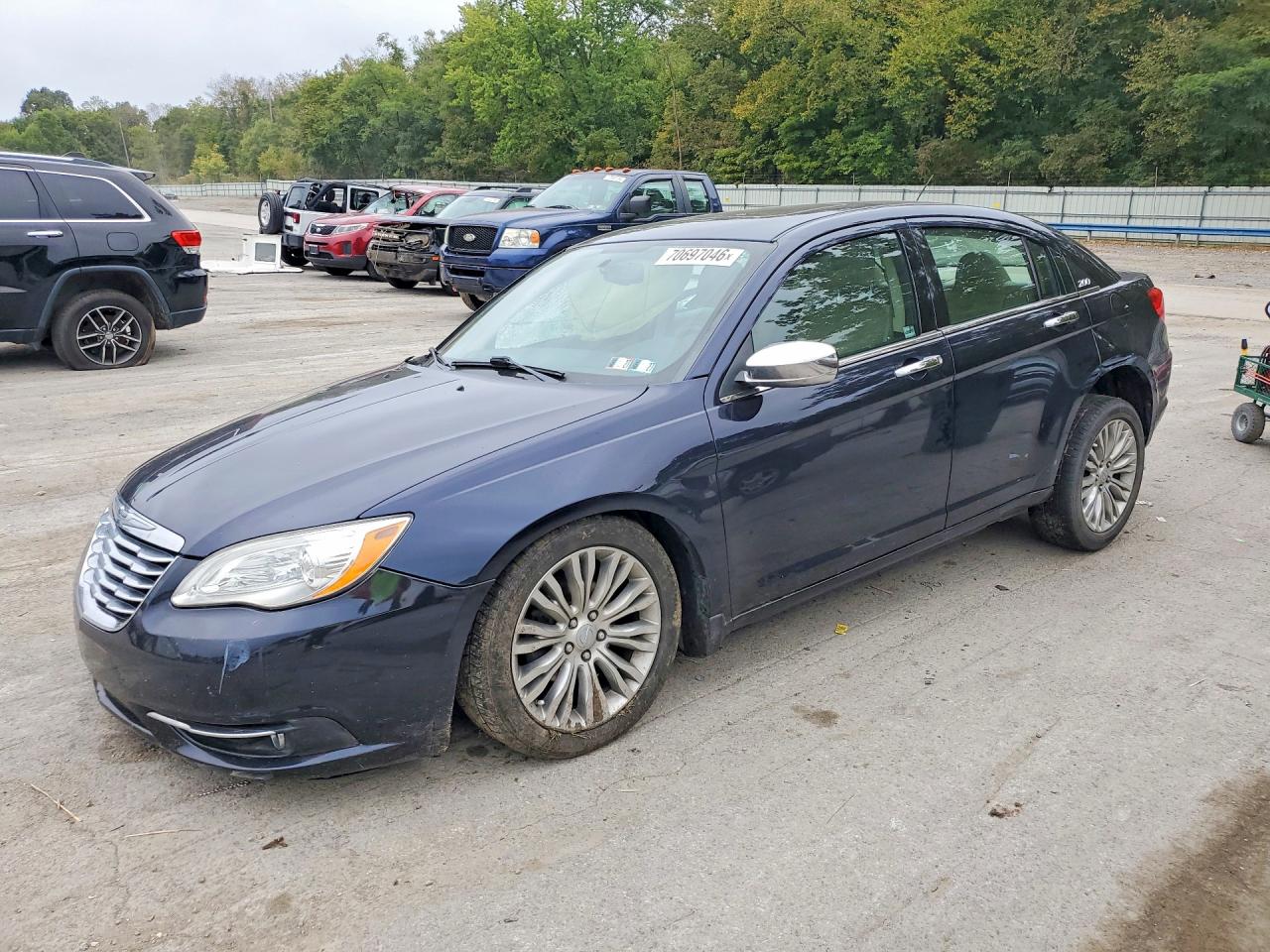 2012 CHRYSLER 200 LIMITED | 1C3CCBCB8CN183480 | UPCARS