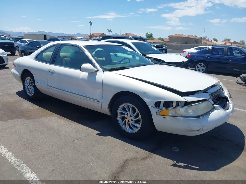 1998 LINCOLN MARK VIII | 1LNFM91V7WY687528 | UPCARS