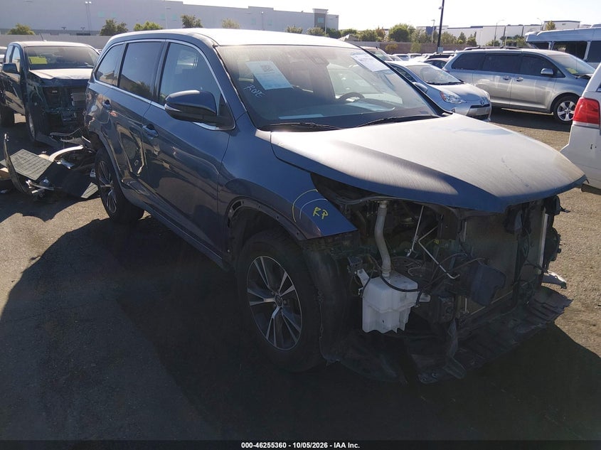 2019 TOYOTA HIGHLANDER LE | 5TDZARFH3KS051305 | UPCARS