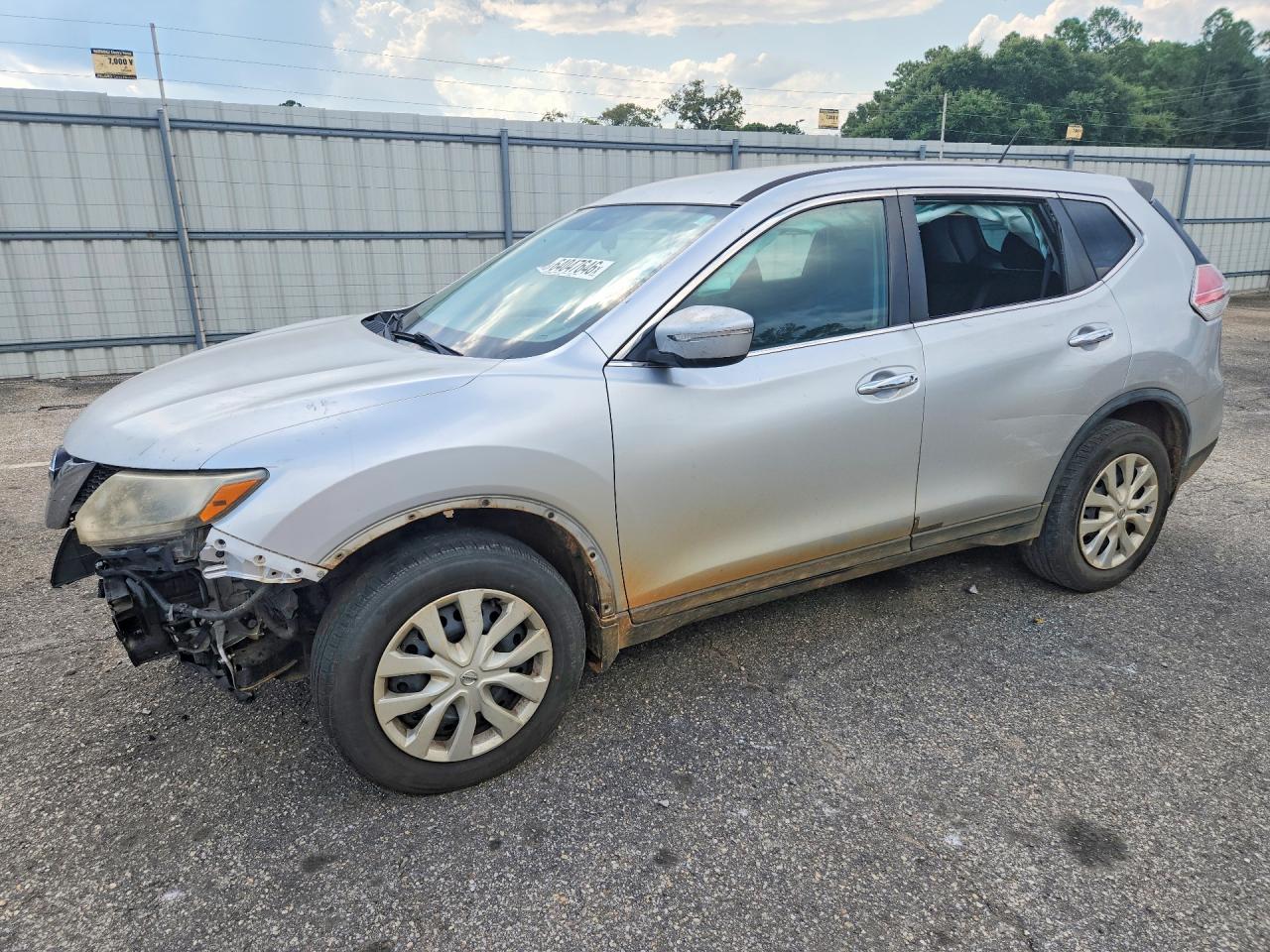 2015 NISSAN ROGUE S | KNMAT2MT7FP583436 | UPCARS