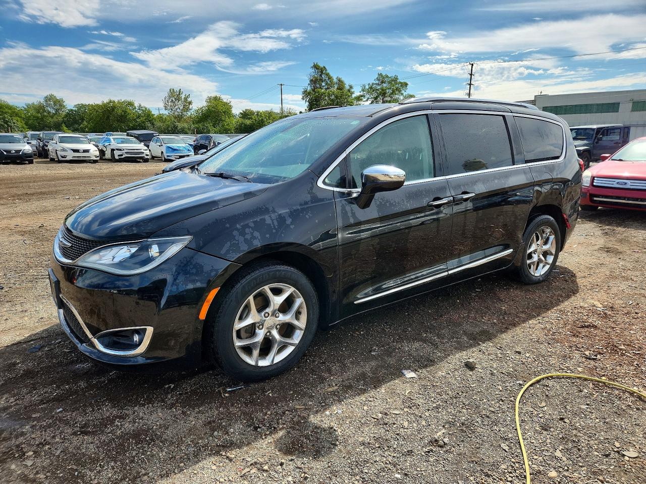 2018 CHRYSLER PACIFICA LIMITED | 2C4RC1GG4JR121225 | UPCARS