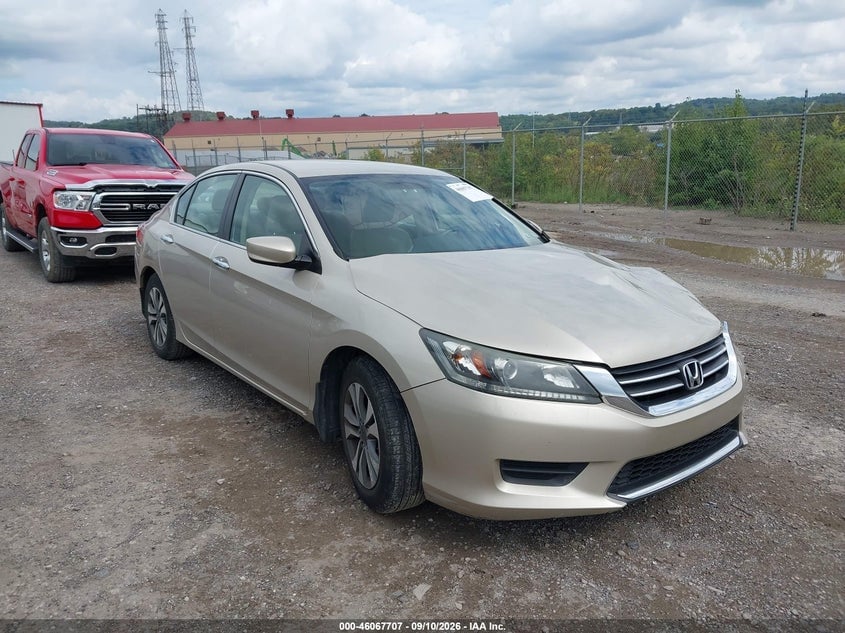 2015 HONDA ACCORD LX | 1HGCR2F37FA216657 | UPCARS