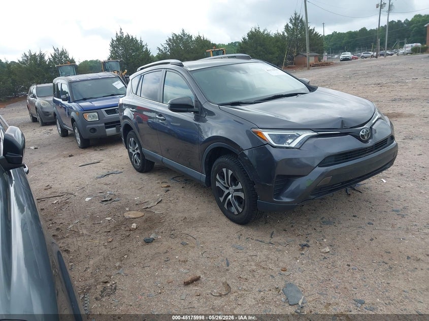 2018 TOYOTA RAV4 LE | JTMBFREV2JJ221658 | UPCARS