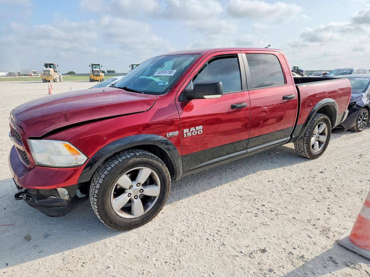 2015 RAM 1500 SLT | 1C6RR6LT1FS639644 | UPCARS