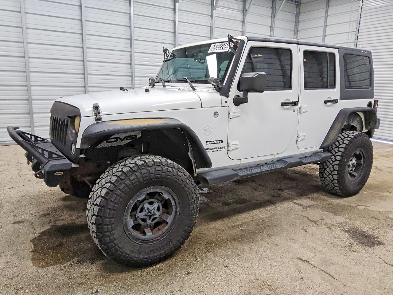 2014 JEEP WRANGLER SPORT | 1C4BJWDG4EL329158 | UPCARS