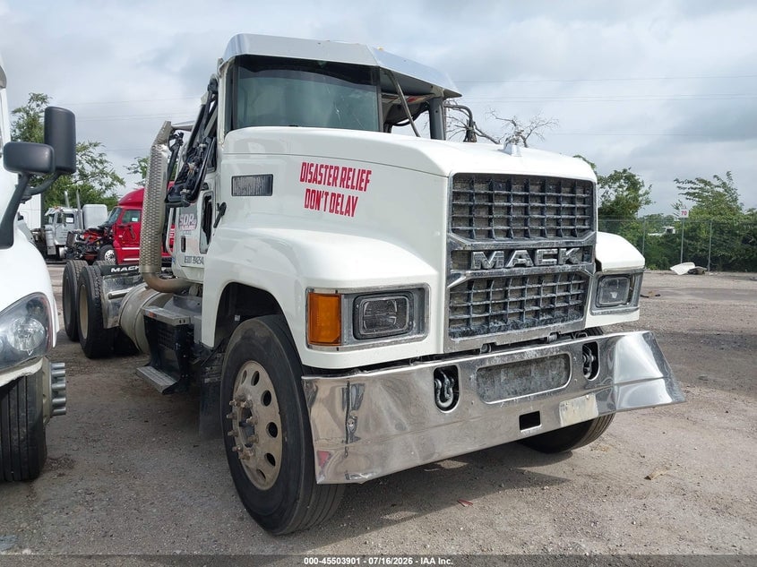 2025 MACK PINNACLE | 1M1PN4GY7SM017490 | UPCARS