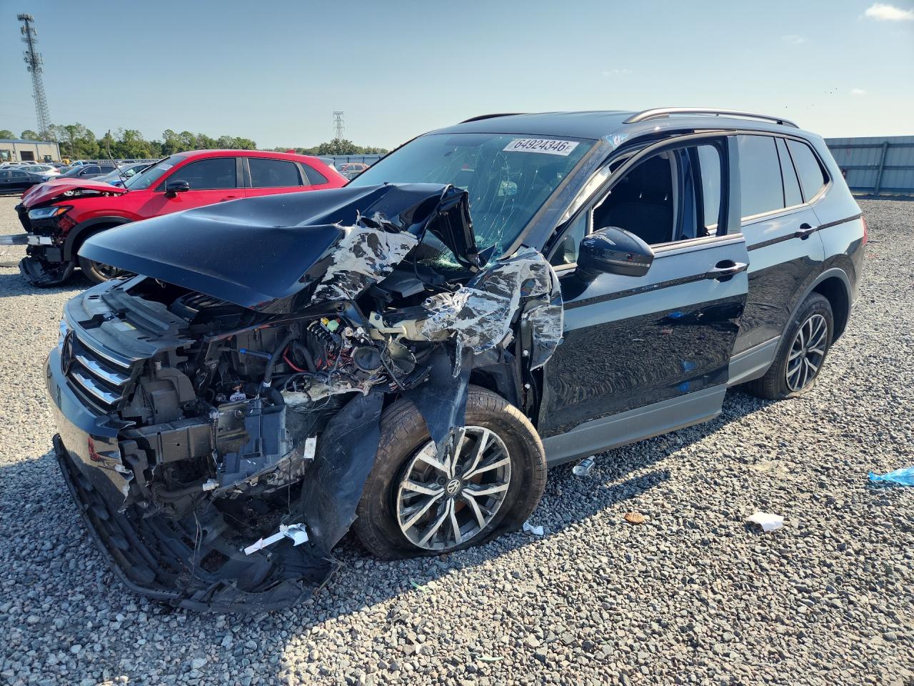 2021 VOLKSWAGEN TIGUAN S | 3VV1B7AX0MM054390 | UPCARS