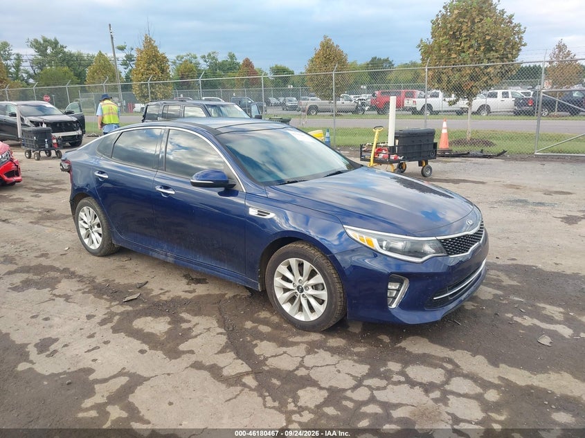 2018 KIA OPTIMA S | 5XXGT4L36JG208192 | UPCARS