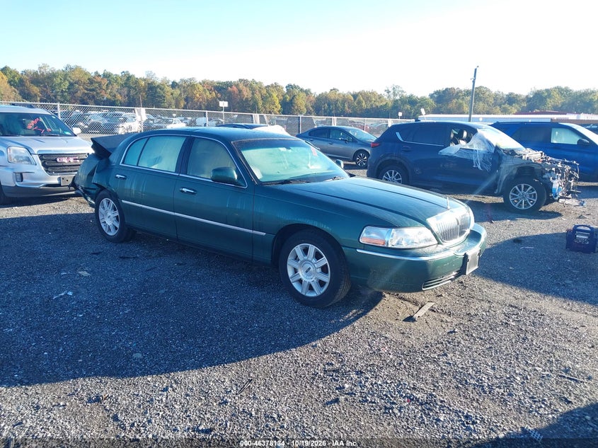 2007 LINCOLN TOWN CAR EXECUTIVE L | 1LNHM84W97Y635391 | UPCARS