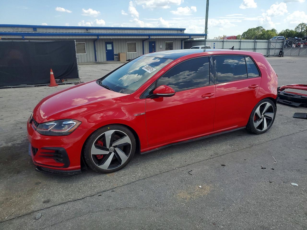 2018 VOLKSWAGEN GTI S | 3VW547AU0JM273178 | UPCARS